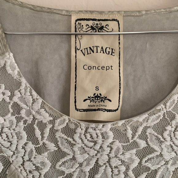 Elegant Lace Overlay Dress - Picture 4 of 6